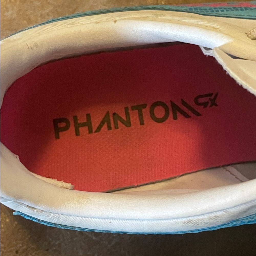 Nike Phantom Women's Blue And White Soccer Shoes. Good Condition. Size 7. - Picture 5 of 9